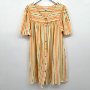 Go Softly Patio House Dress Lounge Size Large‎ Petite Pockets Snap Front Rainbow